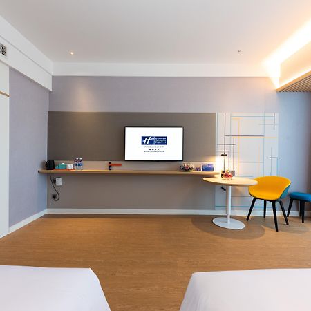 Holiday Inn Express Nanchang Riverside By Ihg Exteriör bild