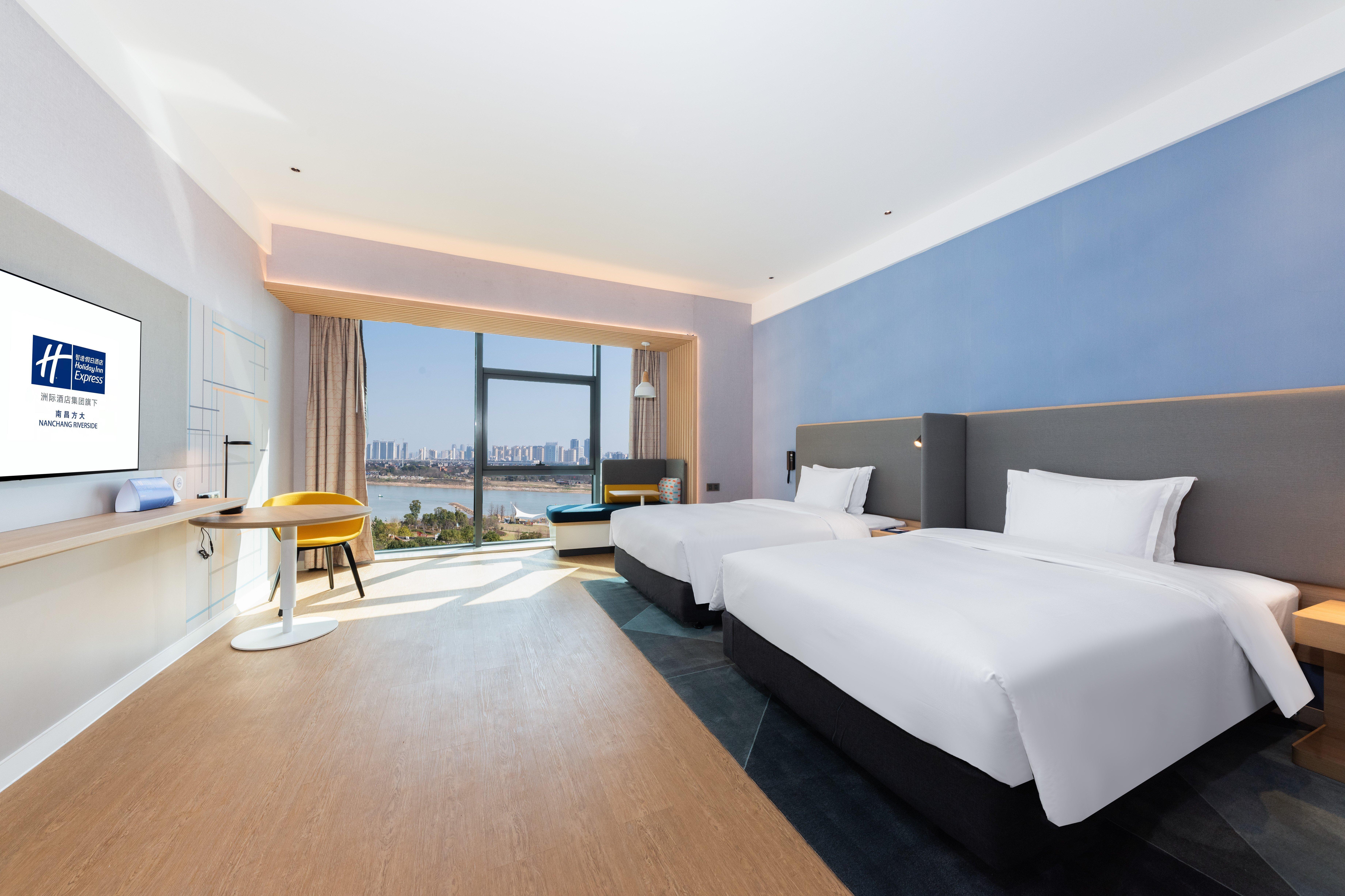 Holiday Inn Express Nanchang Riverside By Ihg Exteriör bild